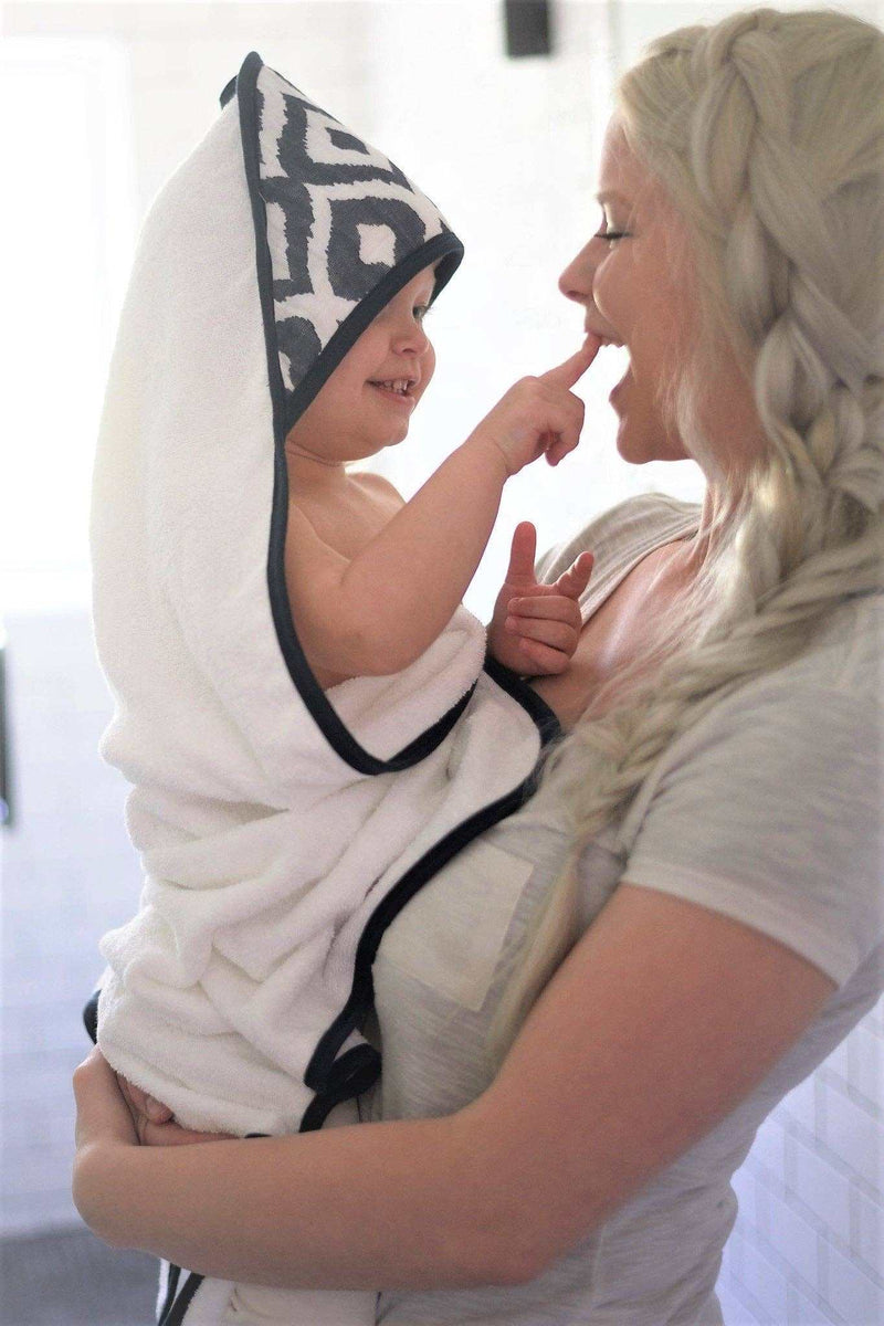 Moroccan Blue Cotton Hooded Towel and Washcloth Set featuring soft natural cotton muslin fabric, ideal for keeping babies warm and dry.