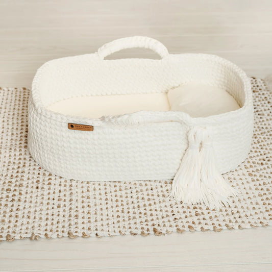 Carry Cot Ivory Organic Cotton Baby Bassinet with Removable Mattress Finn + Emma