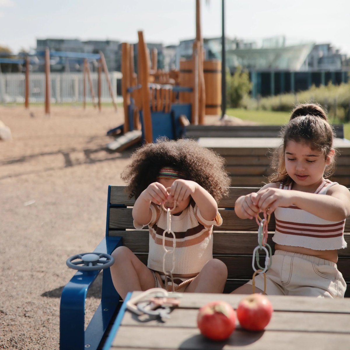 Mushie Chain Link Rings for Strollers and Car Seats Durable Plastic Toy Attachments - Everetts Place Boutique - 