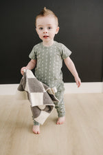 Mebie Baby Charcoal Checkered Plush Blanket - 