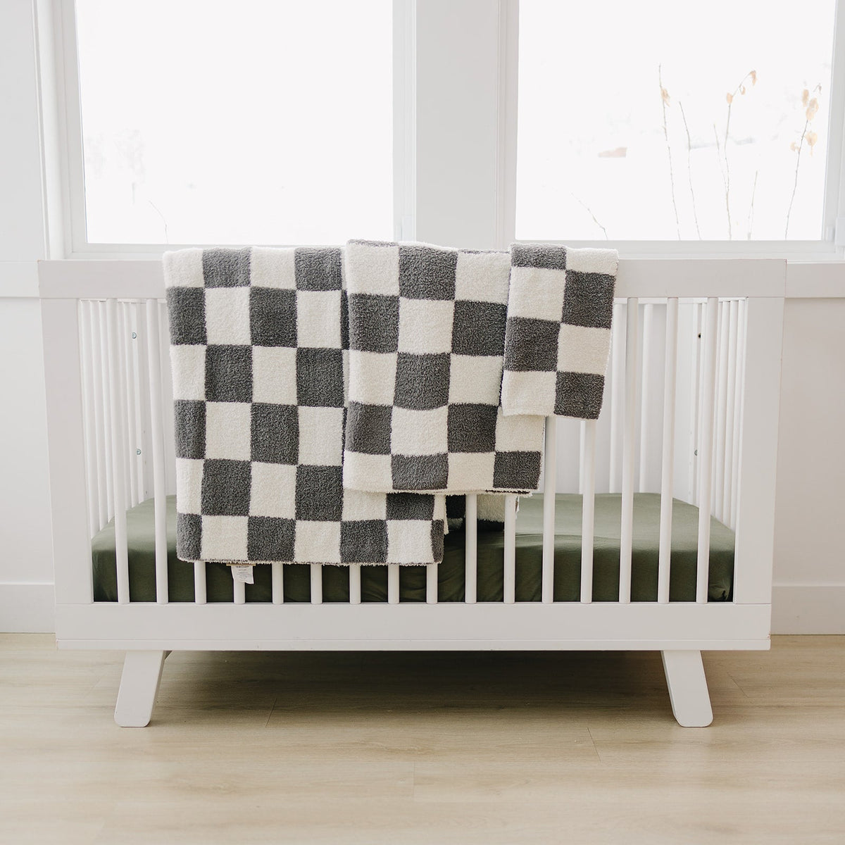Mebie Baby Charcoal Checkered Plush Blanket - 