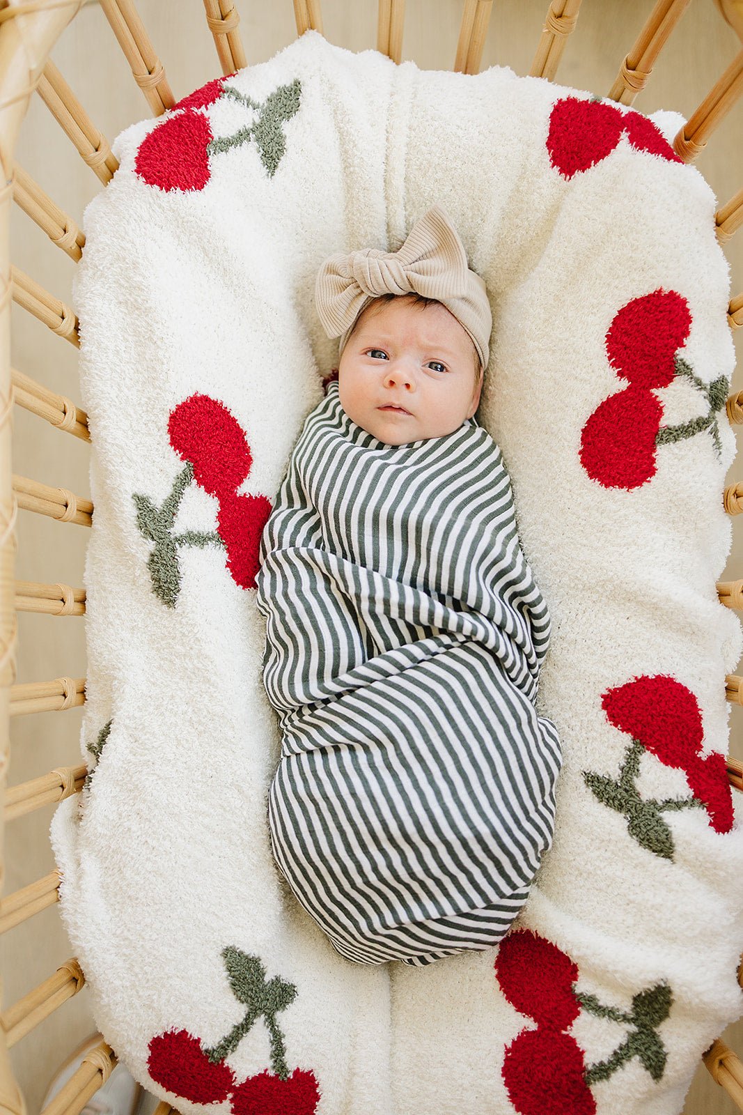 Mebie Baby Cherry Plush Blanket For Family Soft Lightweight Breathable Three Sizes - 