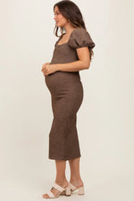 PinkBlush Chic Maternity Midi Dress with Popcorn Texture for Fashionable Moms - 