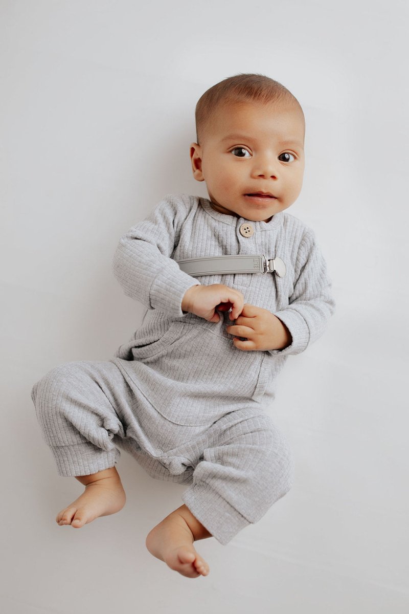 Three Little Tots Classic Gray All Silicone One Piece Pacifier Clip - 