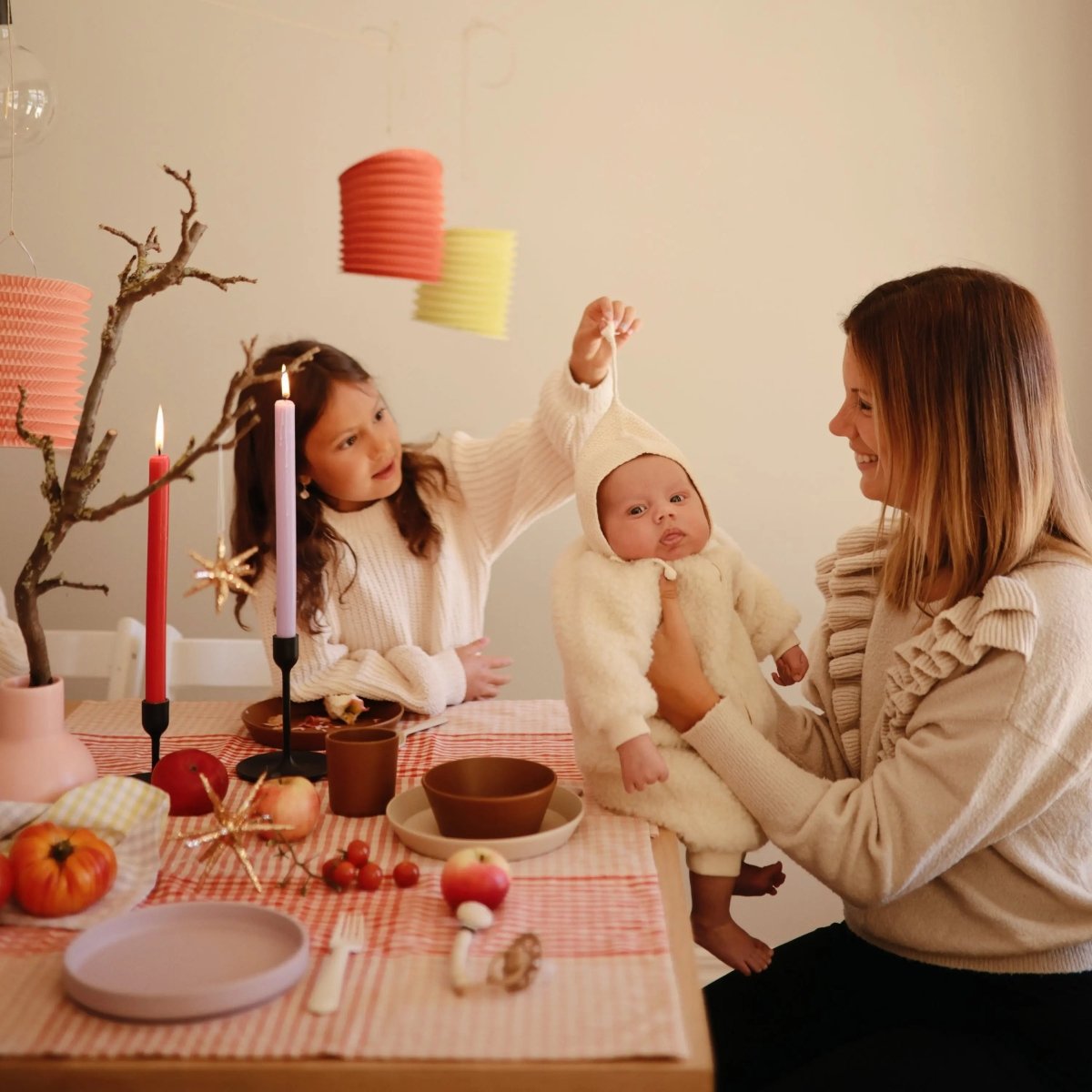 Mushie Classic Silicone Suction Plate for Kids Safe Non Slip Feeding Solution - Everetts Place Boutique - 