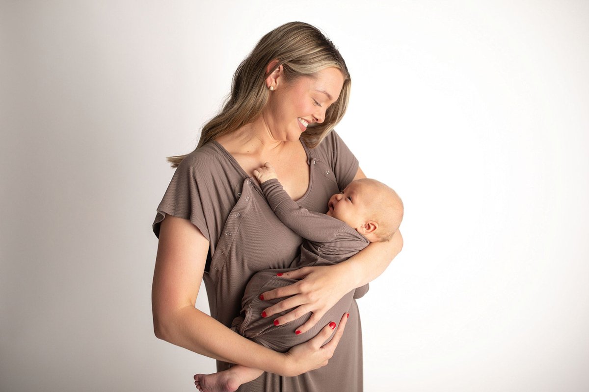 Three Little Tots Cocoa Brown Ribbed Knotted Newborn Baby Gown - 