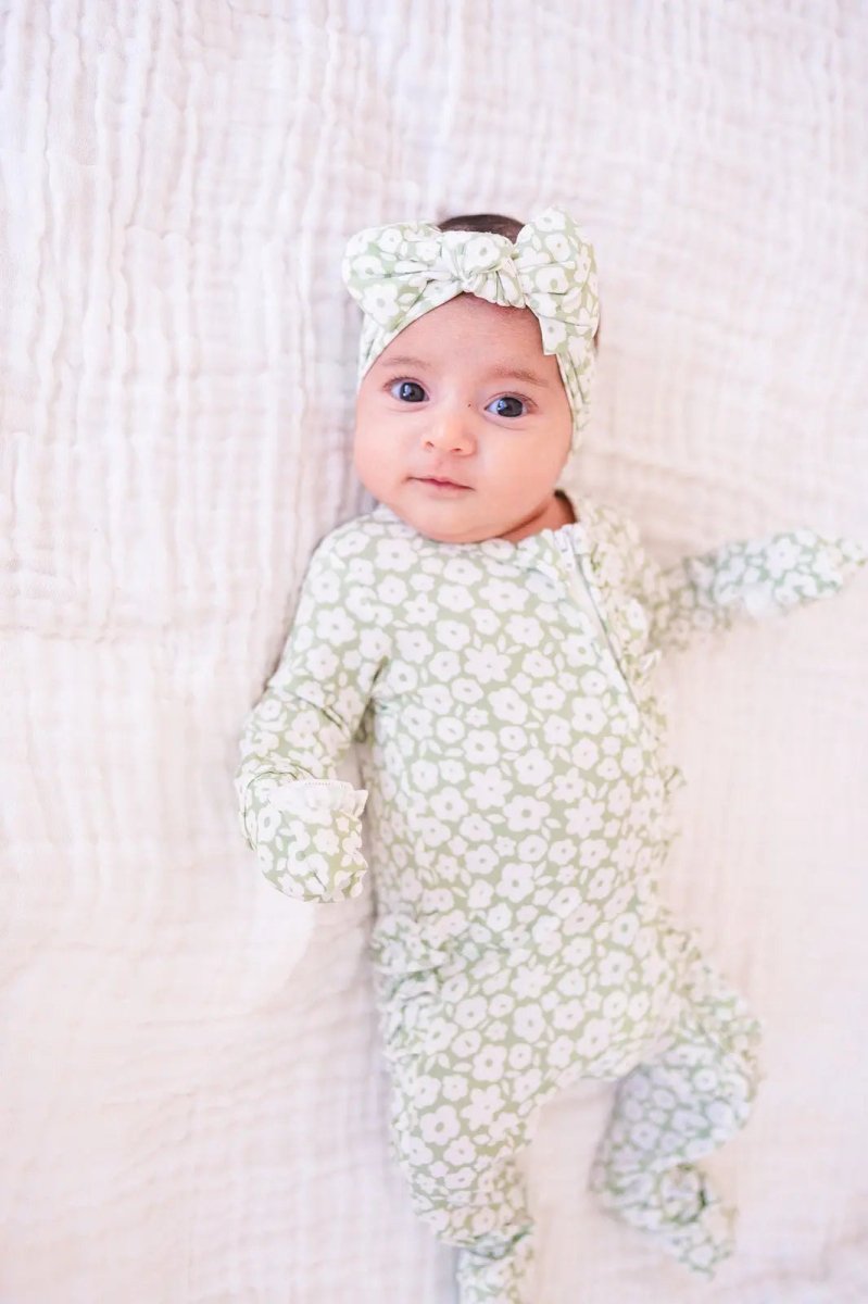 Harp Angel Boutique Comfortable Knotted Headband in Sage Ditsy Floral for Newborns - 