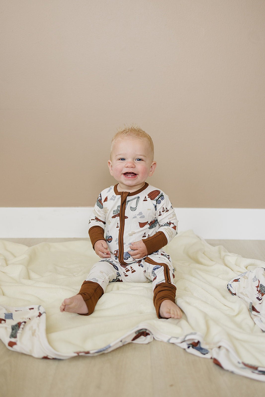 Mebie Baby Construction Trucks Ribbed Bamboo Zipper Onesie For Newborns To 18 Months - 