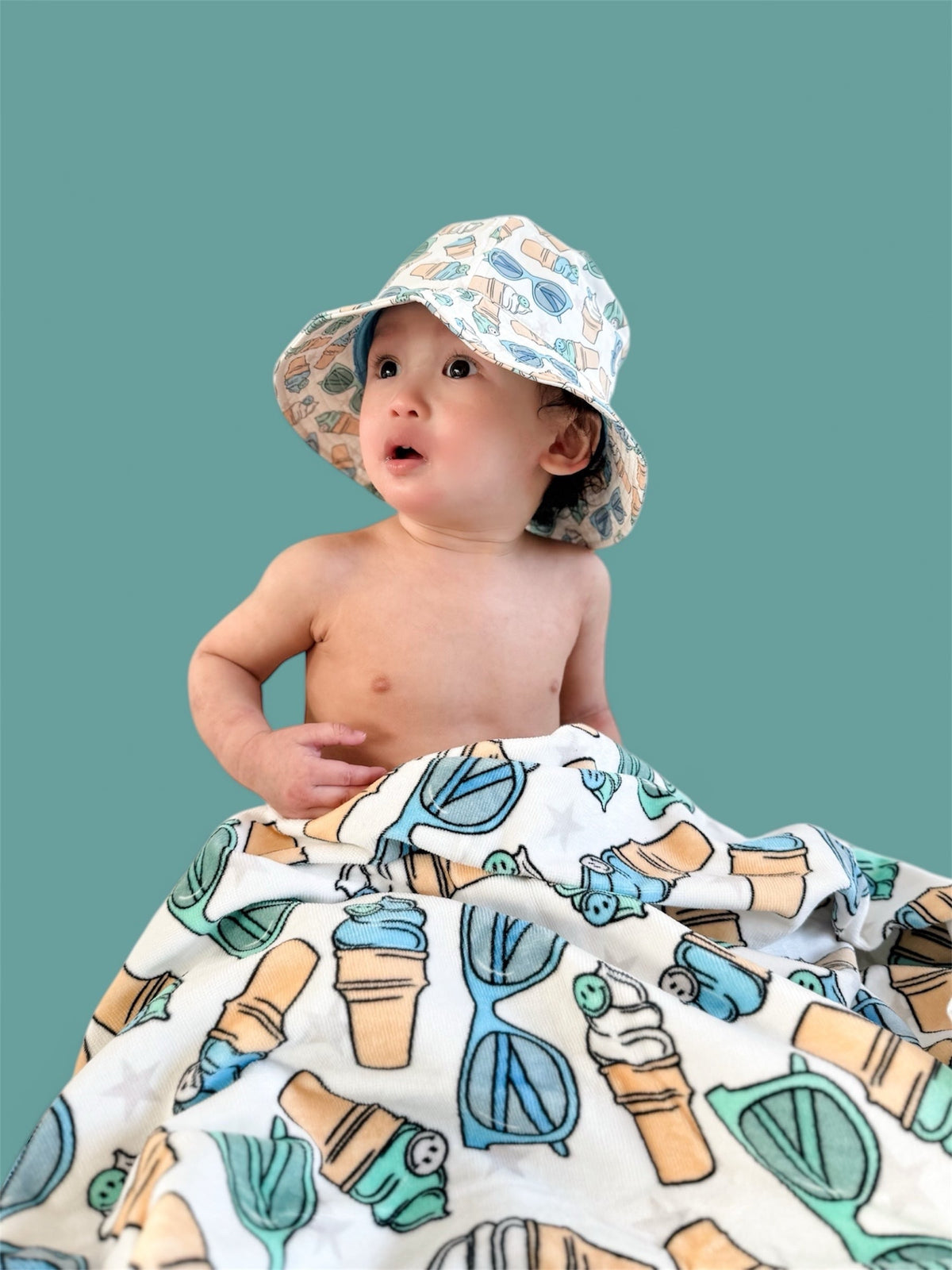 DREAM BIG LITTLE CO COOL SUMMER DREAM BUCKET HATEveretts Place