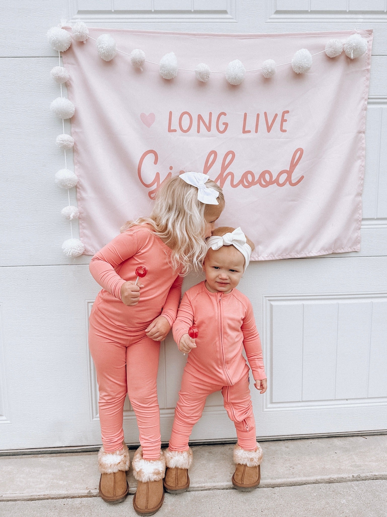 DREAM BIG LITTLE CO CORAL DREAM SETEveretts Place