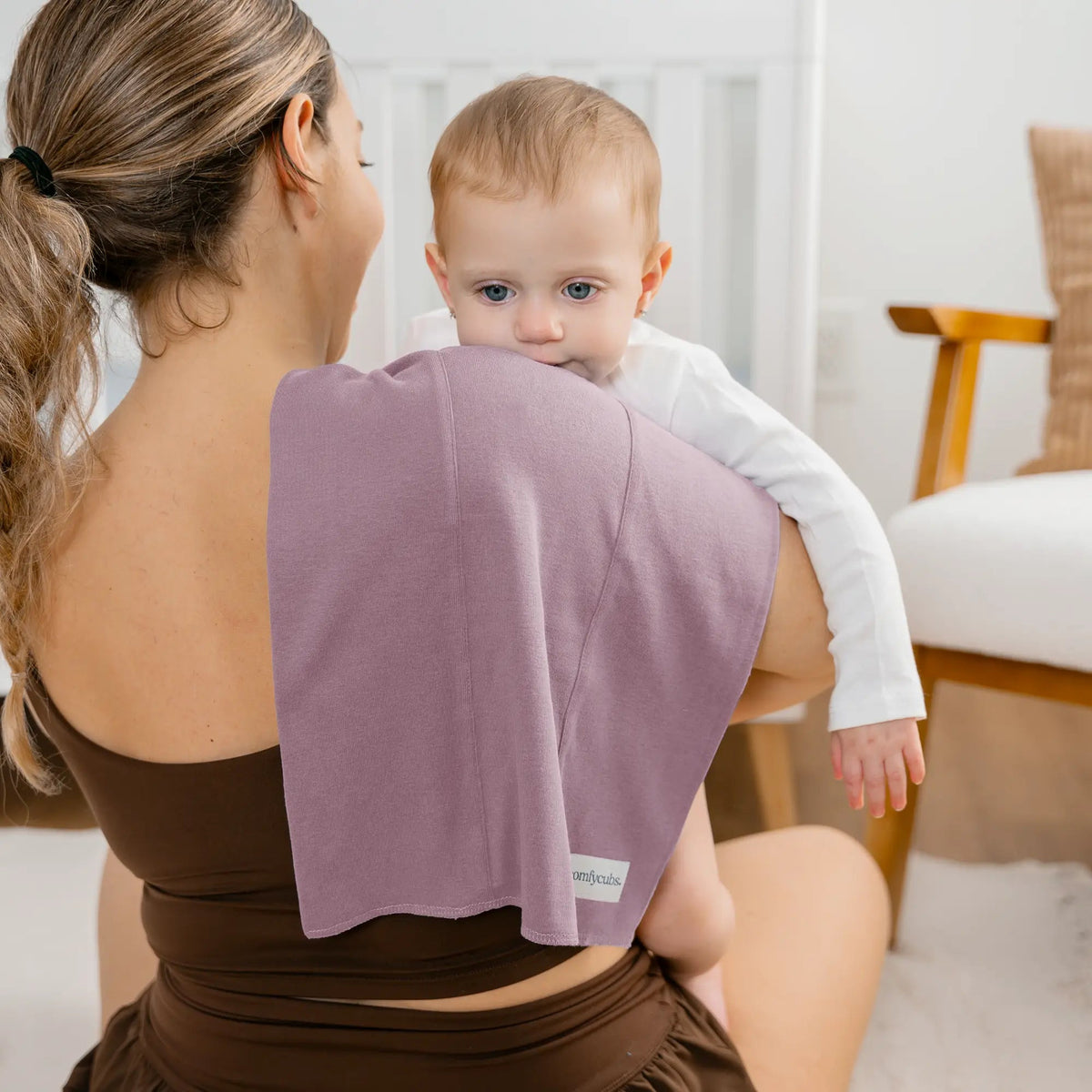 Comfy Cubs Cotton Burp Cloths in Mulberry - 