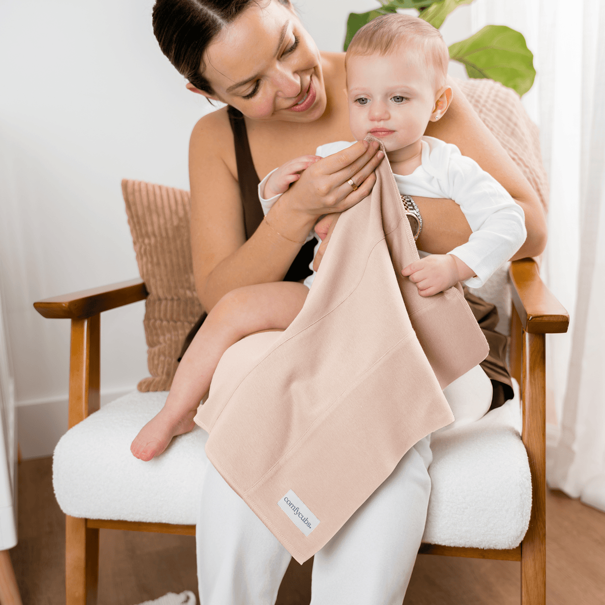 Comfy Cubs Cotton Burp Cloths in MultiEveretts Place
