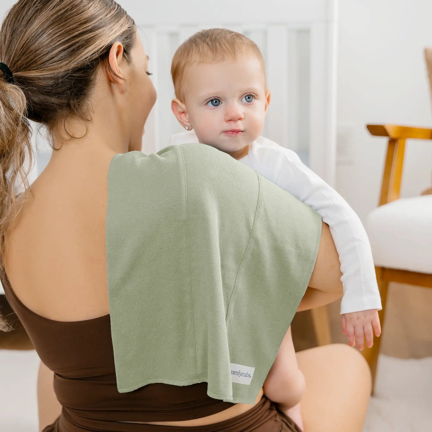Comfy Cubs Cotton Burp Cloths in Sage - 