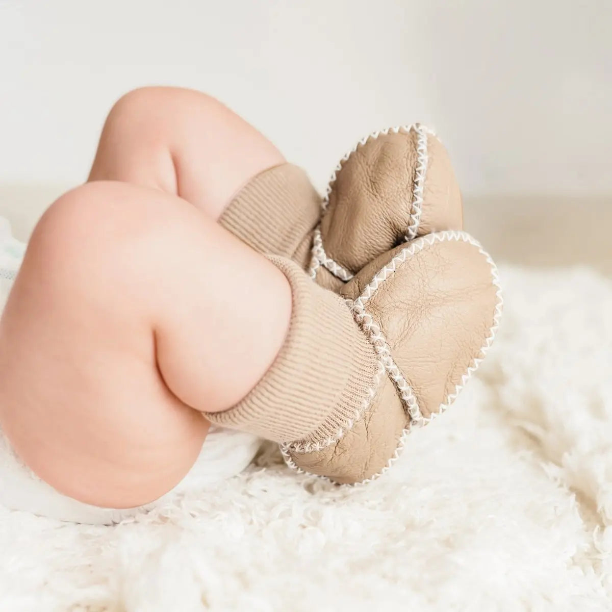Finn + Emma cozy booties| tan - 