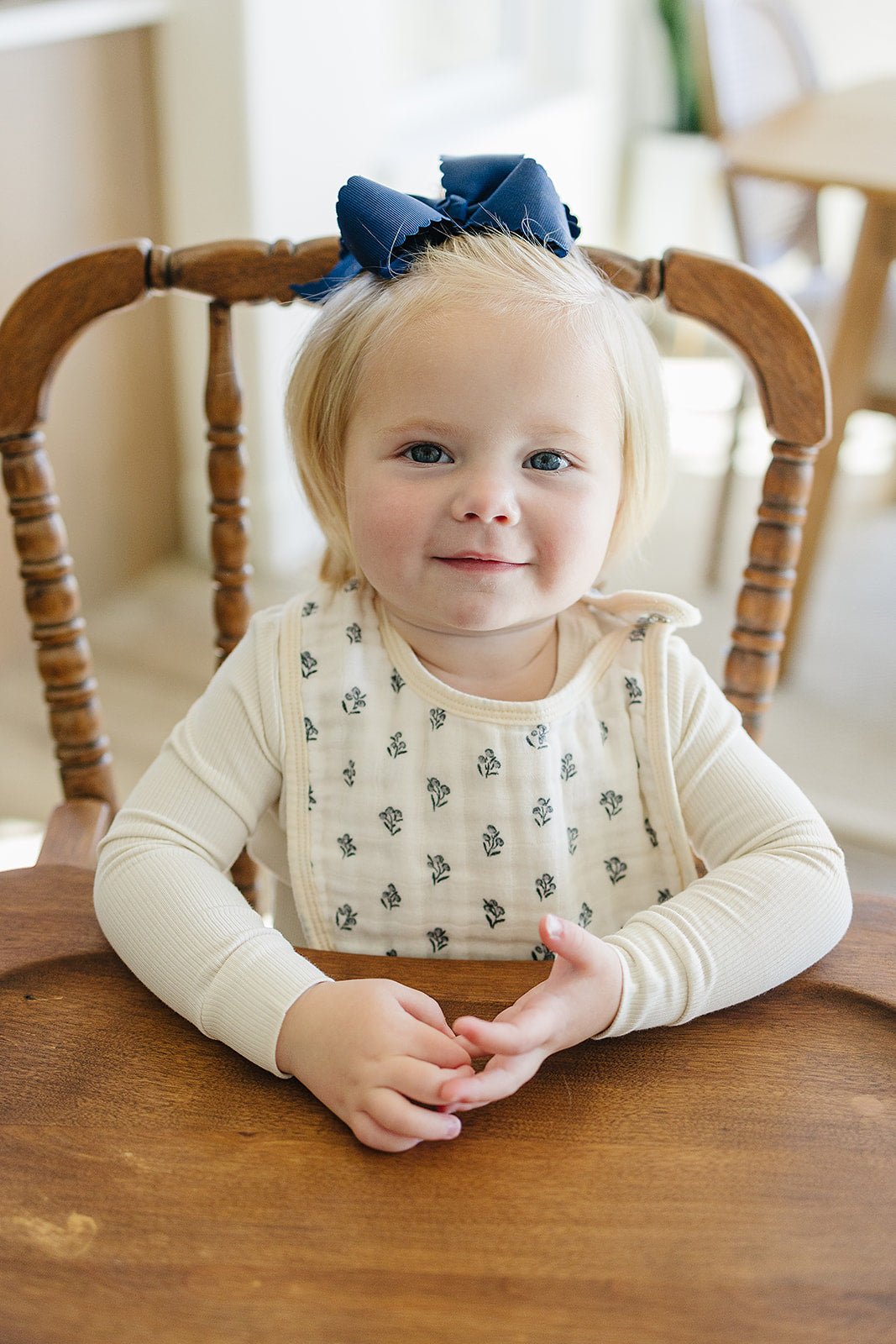 Mebie Baby Cream Berry Classic Muslin Bib - 