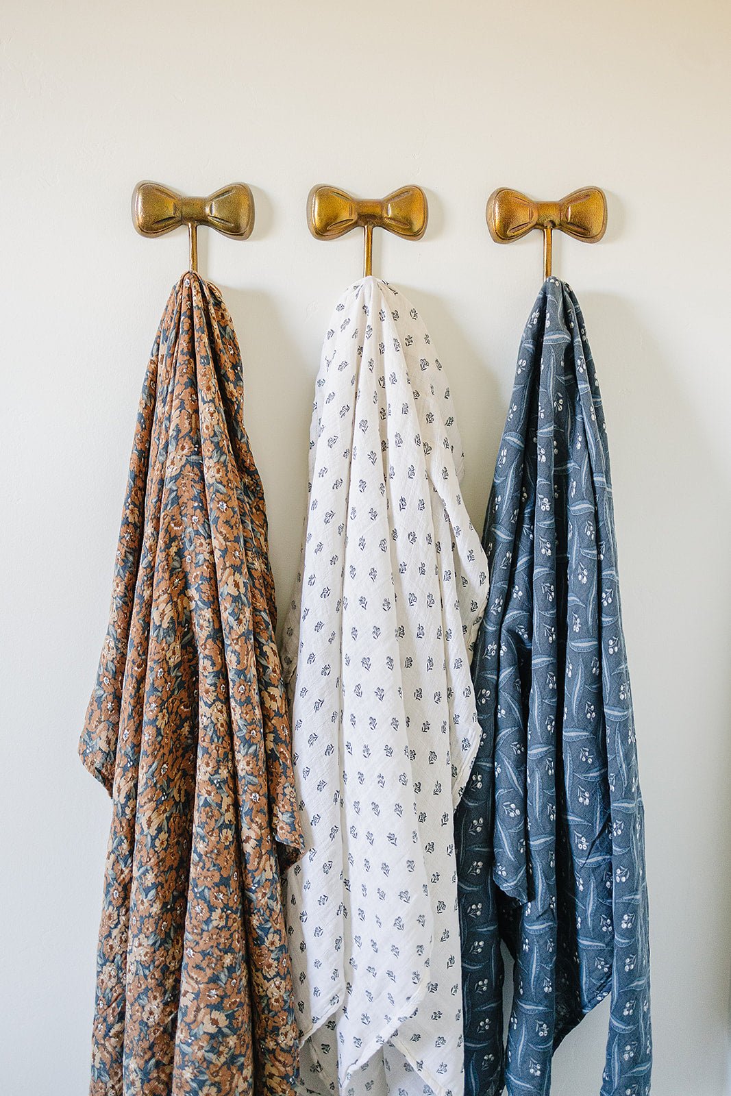 Mebie Baby Cream Berry Muslin Swaddle Blanket - 