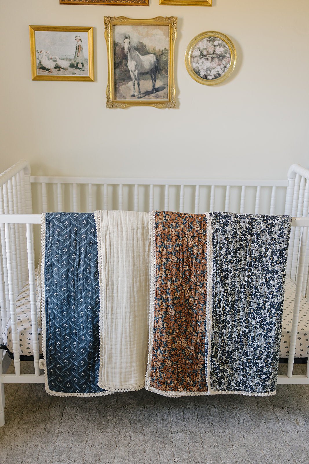 Mebie Baby Cream Lace Muslin Quilt - 
