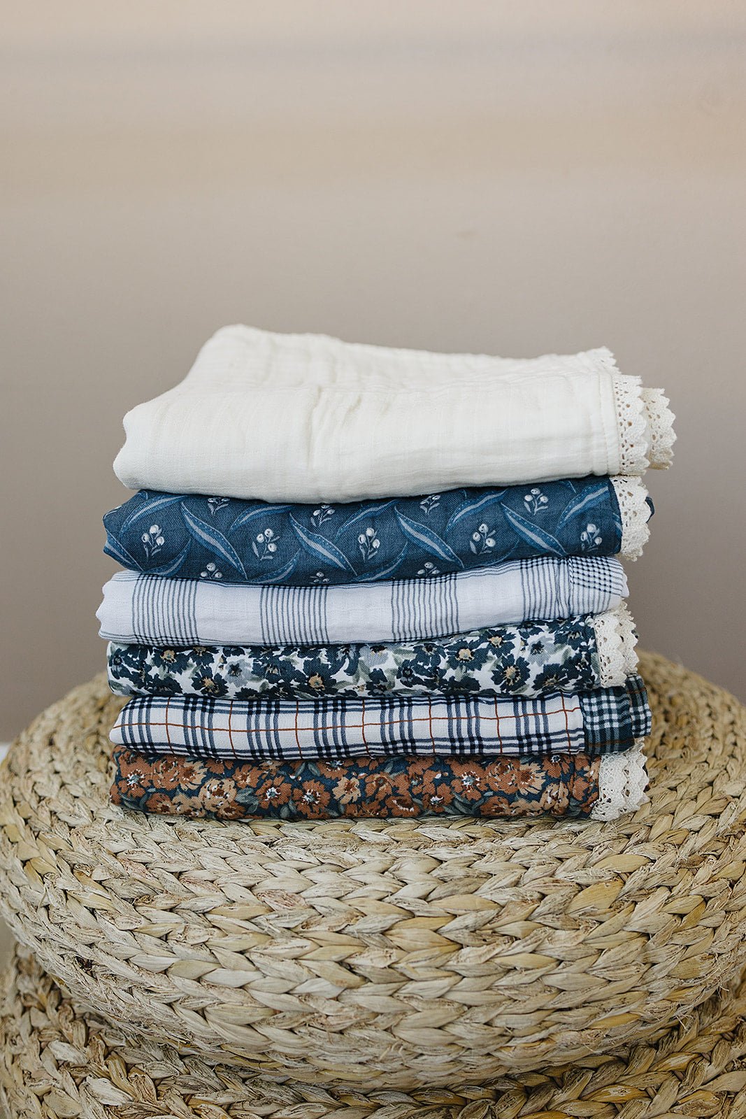 Mebie Baby Cream Lace Muslin Quilt - 