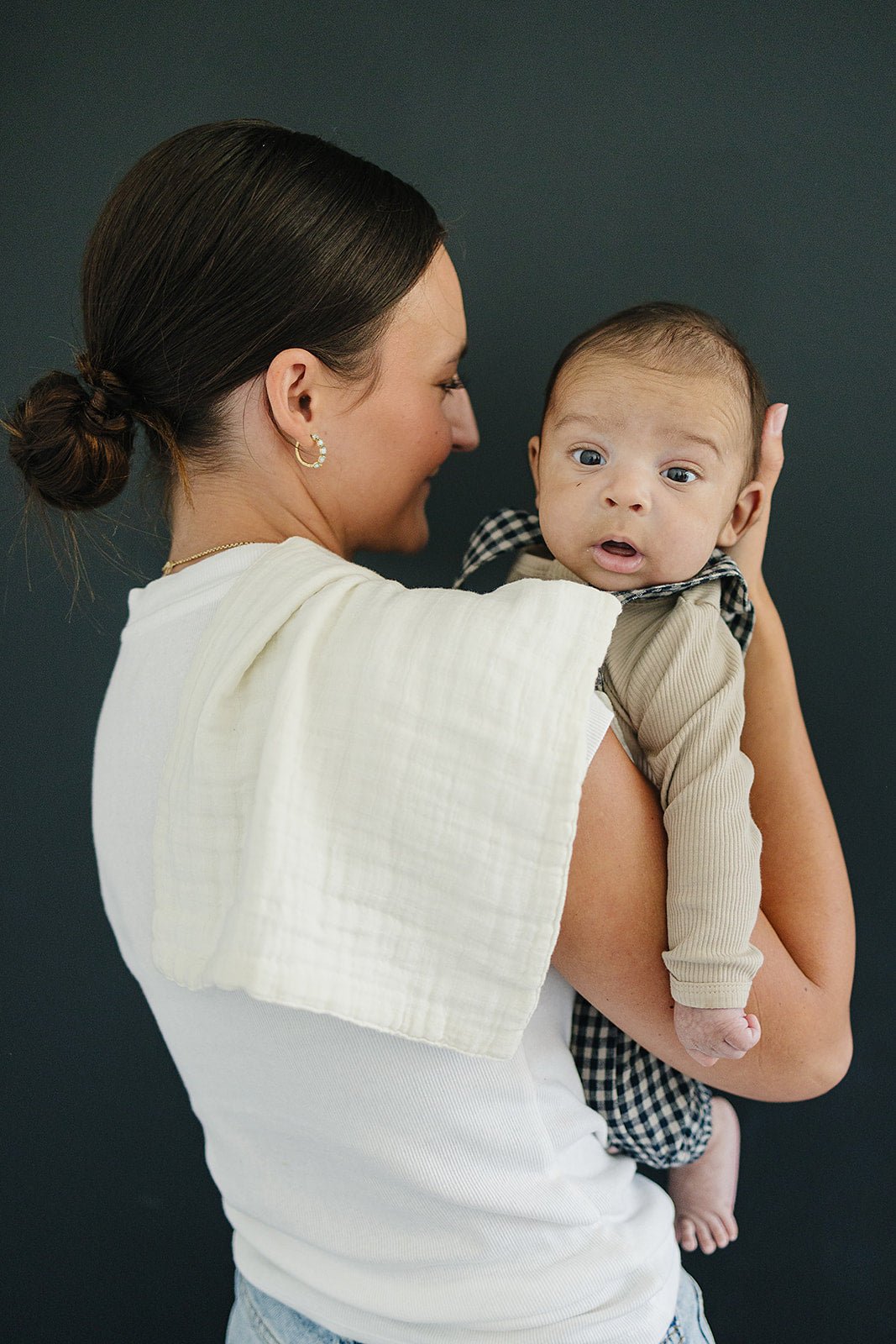 Mebie Baby Cream Muslin Burp Cloth - 