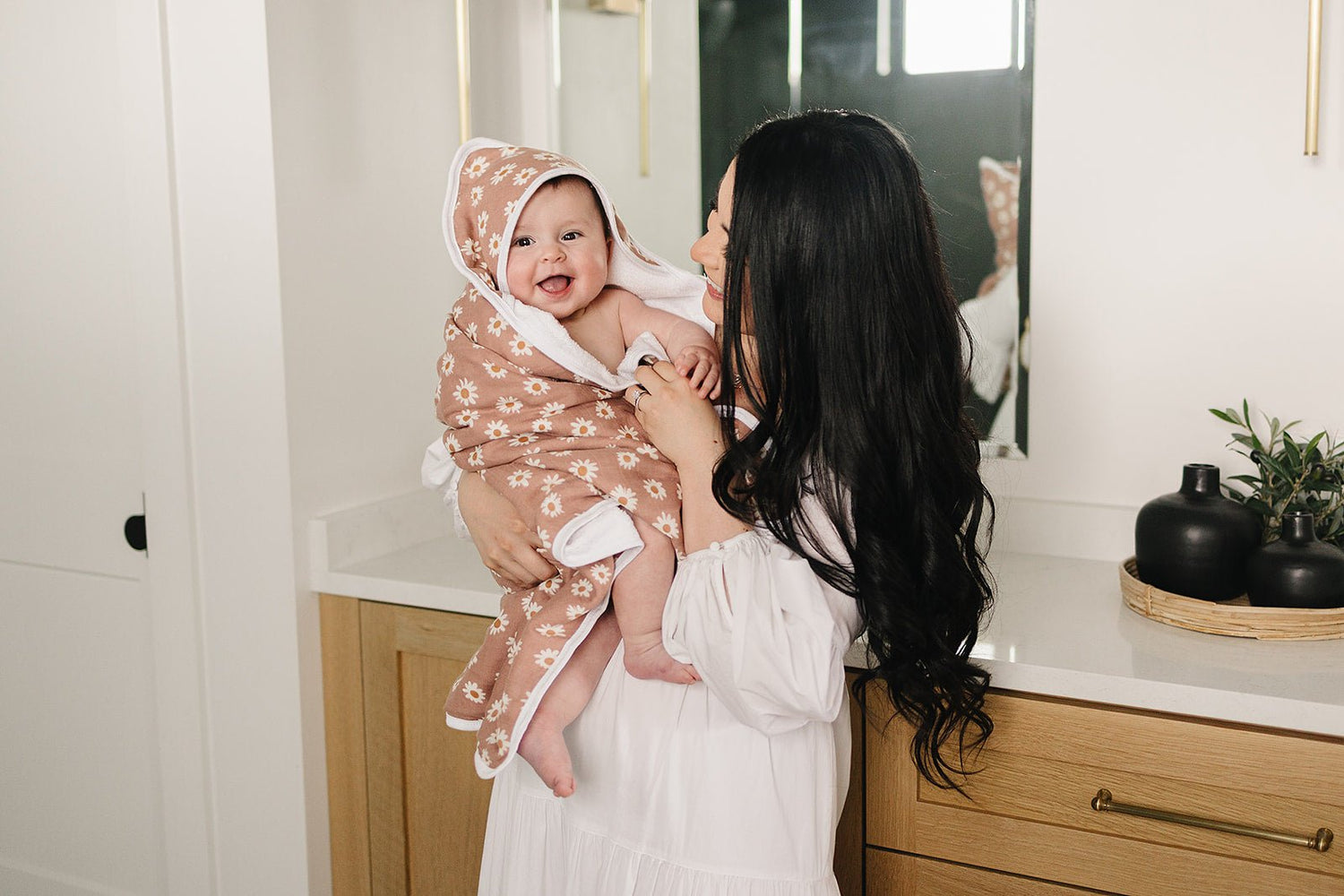 Mebie Baby Daisy Dream Muslin Hooded Towel - 