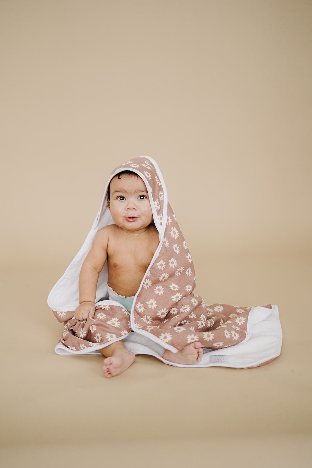 Mebie Baby Daisy Dream Muslin Hooded Towel - 