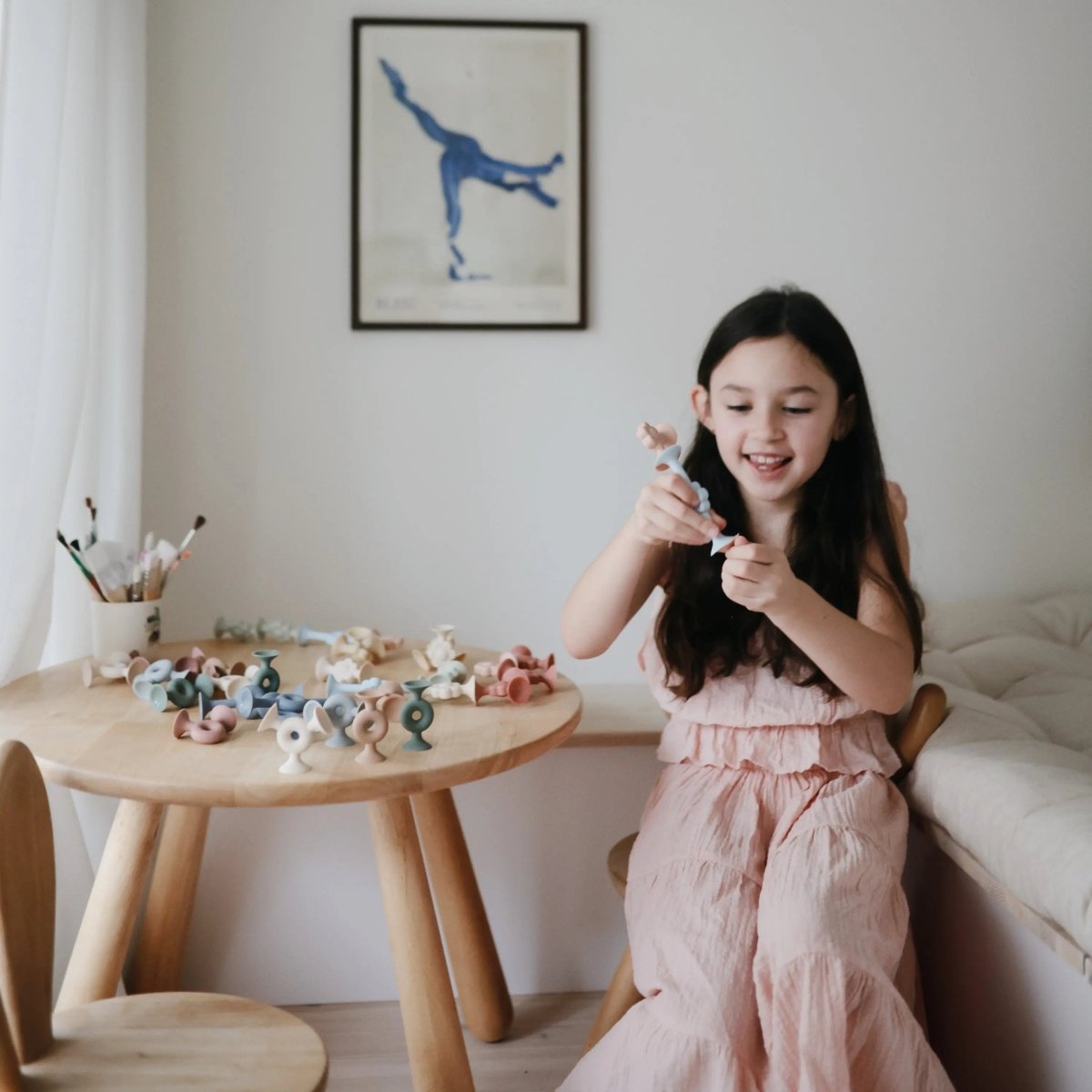 Mushie Daisy Silicone Suction Builder Toys Set of 18 Flexible Non-Toxic Fun for Motor Skills and Creativity -