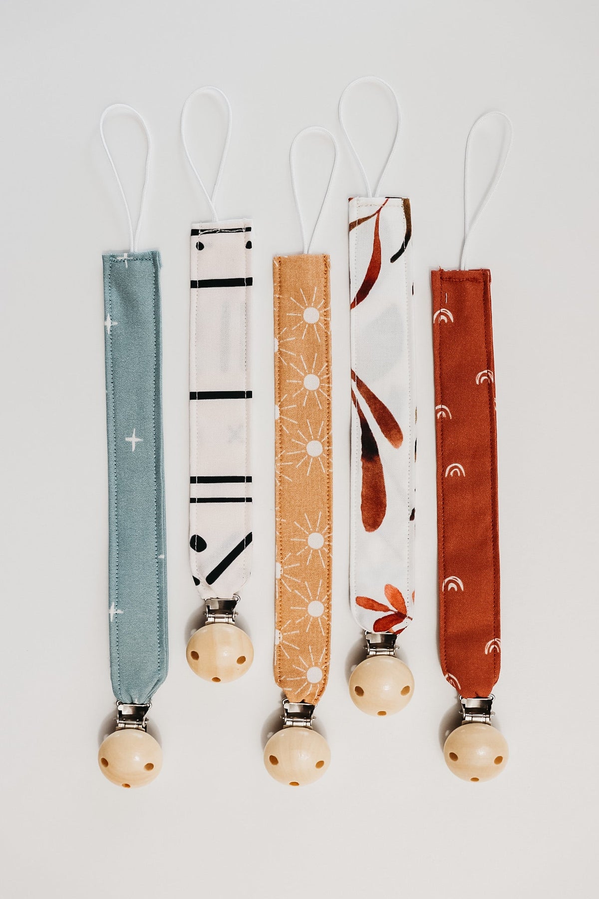 Little Mae & Co Dash Pacifier ClipEveretts Place