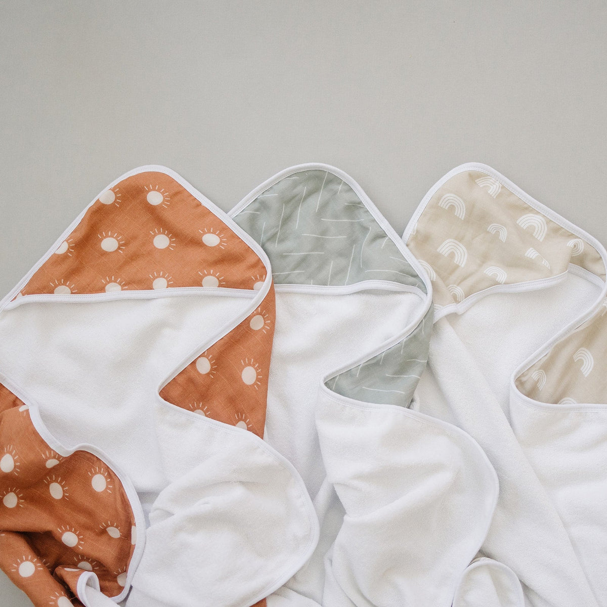 Mebie Baby Desert Sage Muslin Hooded Baby Towel For Gentle Drying - 