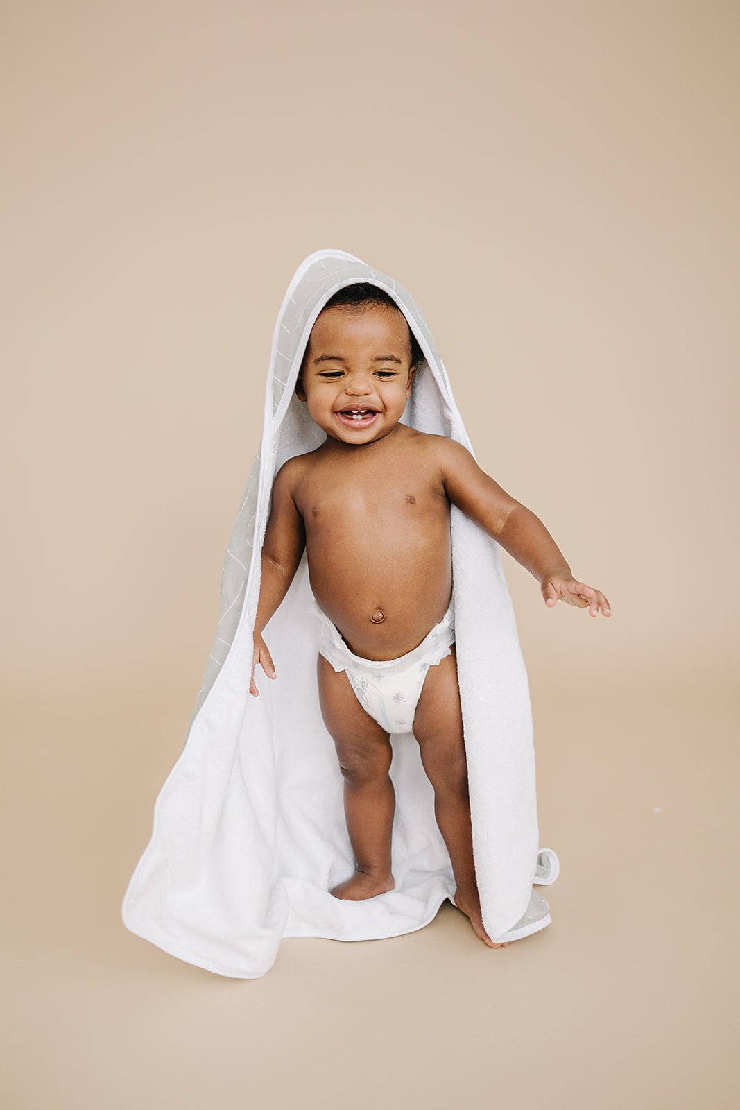Mebie Baby Desert Sage Muslin Hooded Baby Towel For Gentle Drying - 