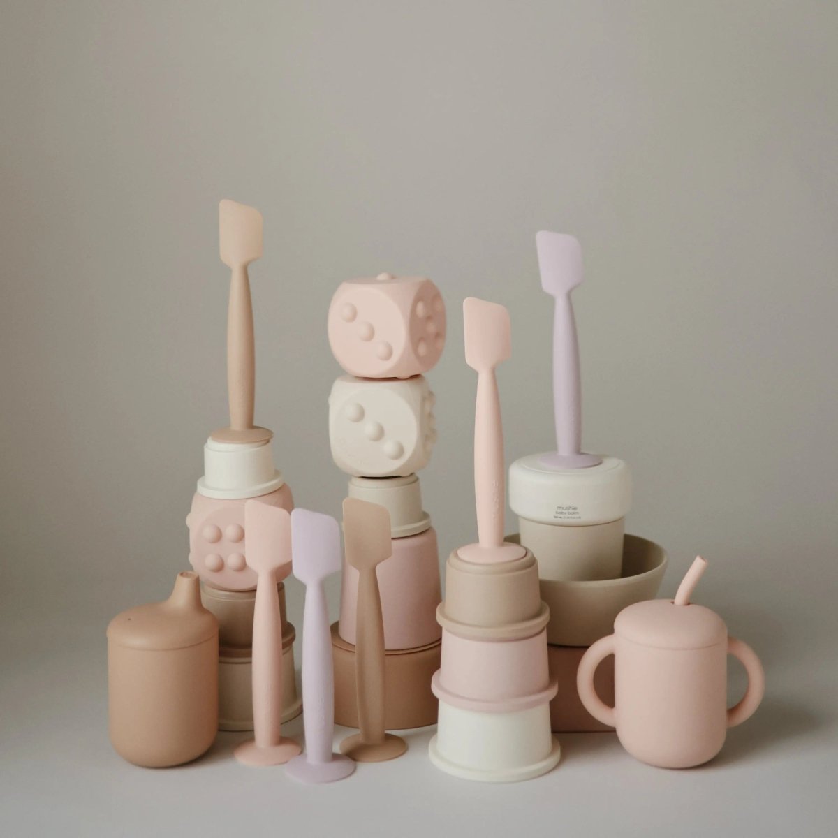 Mushie Diaper Cream Applicator Soft Silicone for Easy Mess - Free Application - Everetts Place Boutique - 