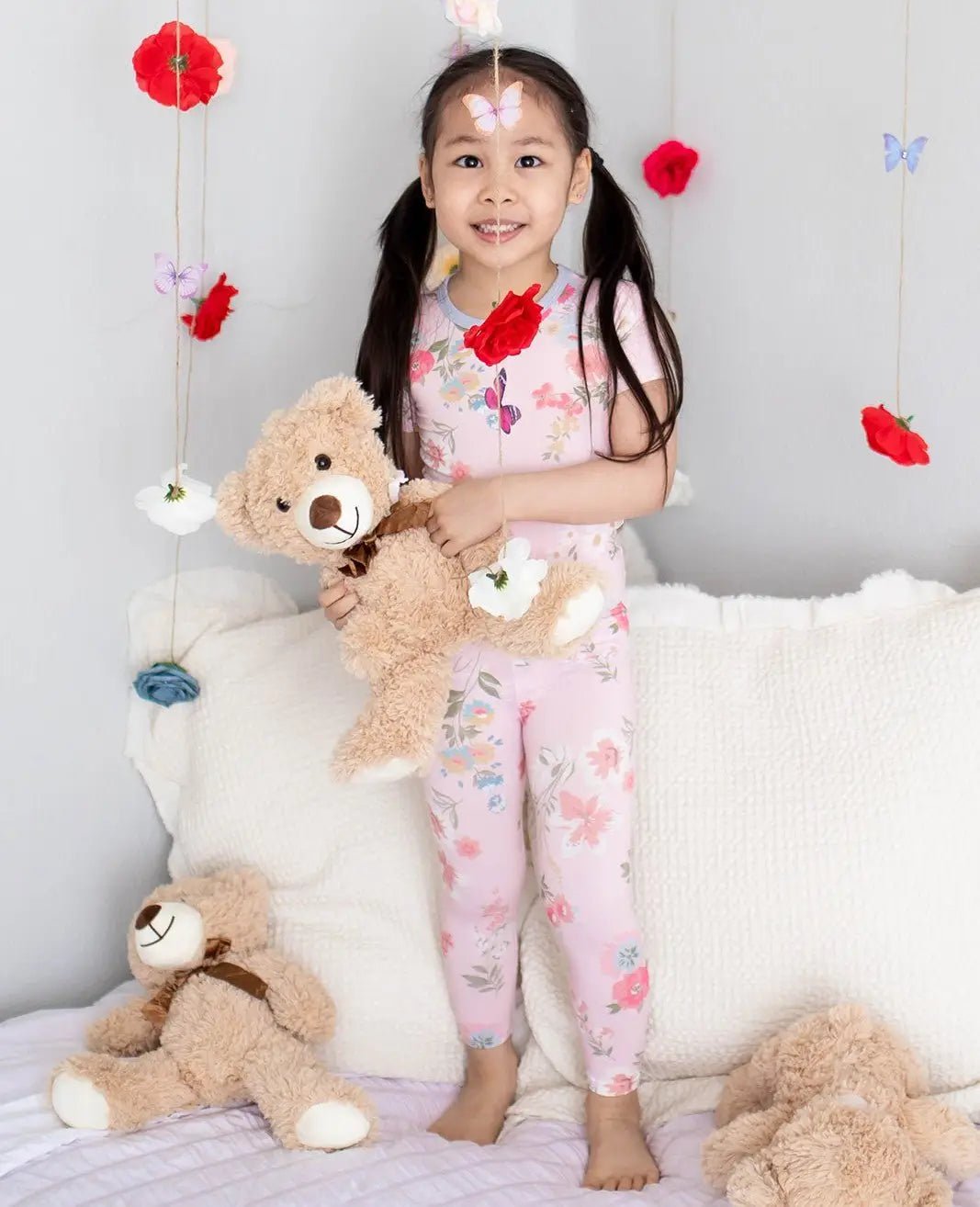 Bestaroo Ditzy Floral Short Sleeve Pajamas For Kids In Pink Bamboo - 
