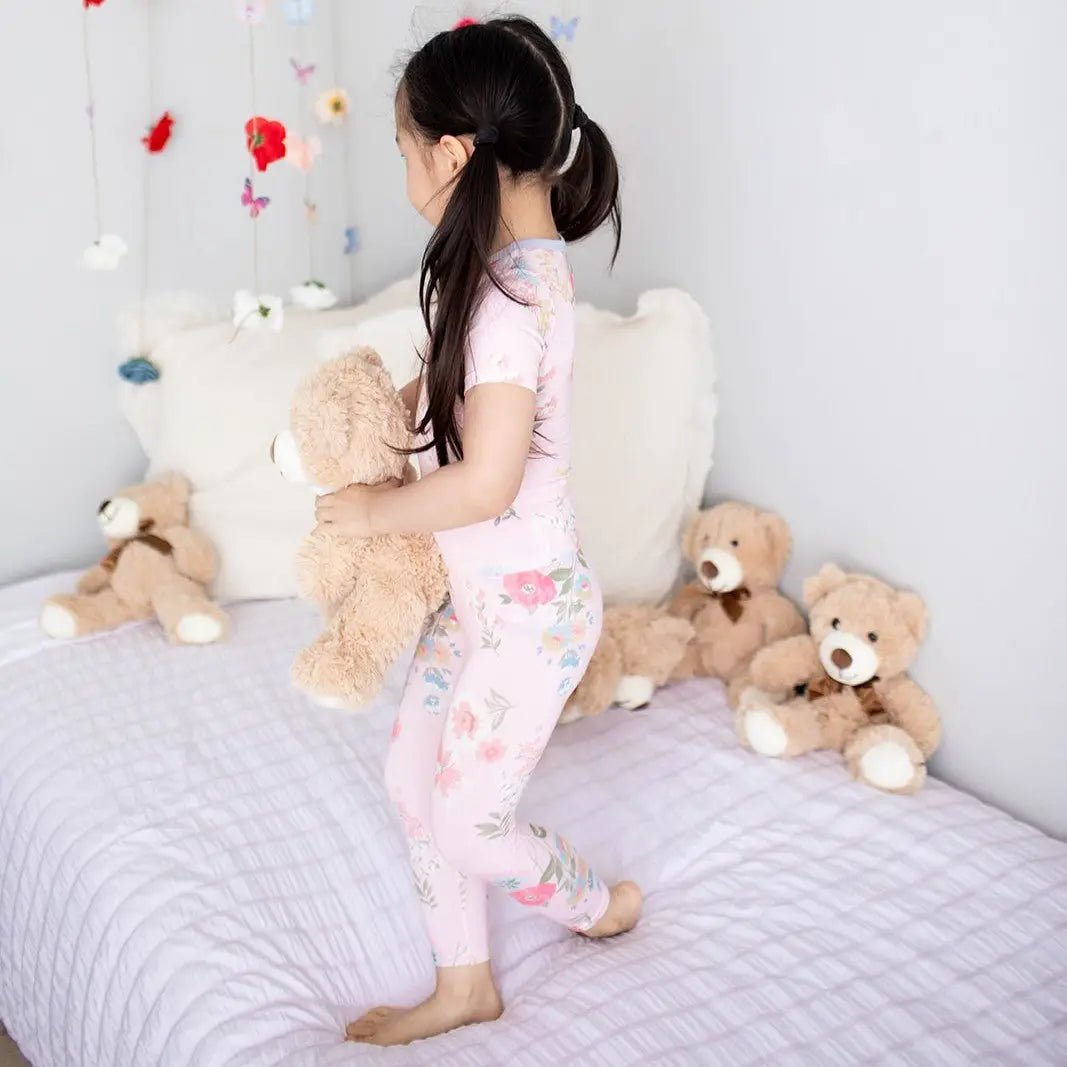Bestaroo Ditzy Floral Short Sleeve Pajamas For Kids In Pink Bamboo - 