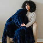 DOUBLE RUCHED FAUX FUR THROW BLANKETS Saranoni 