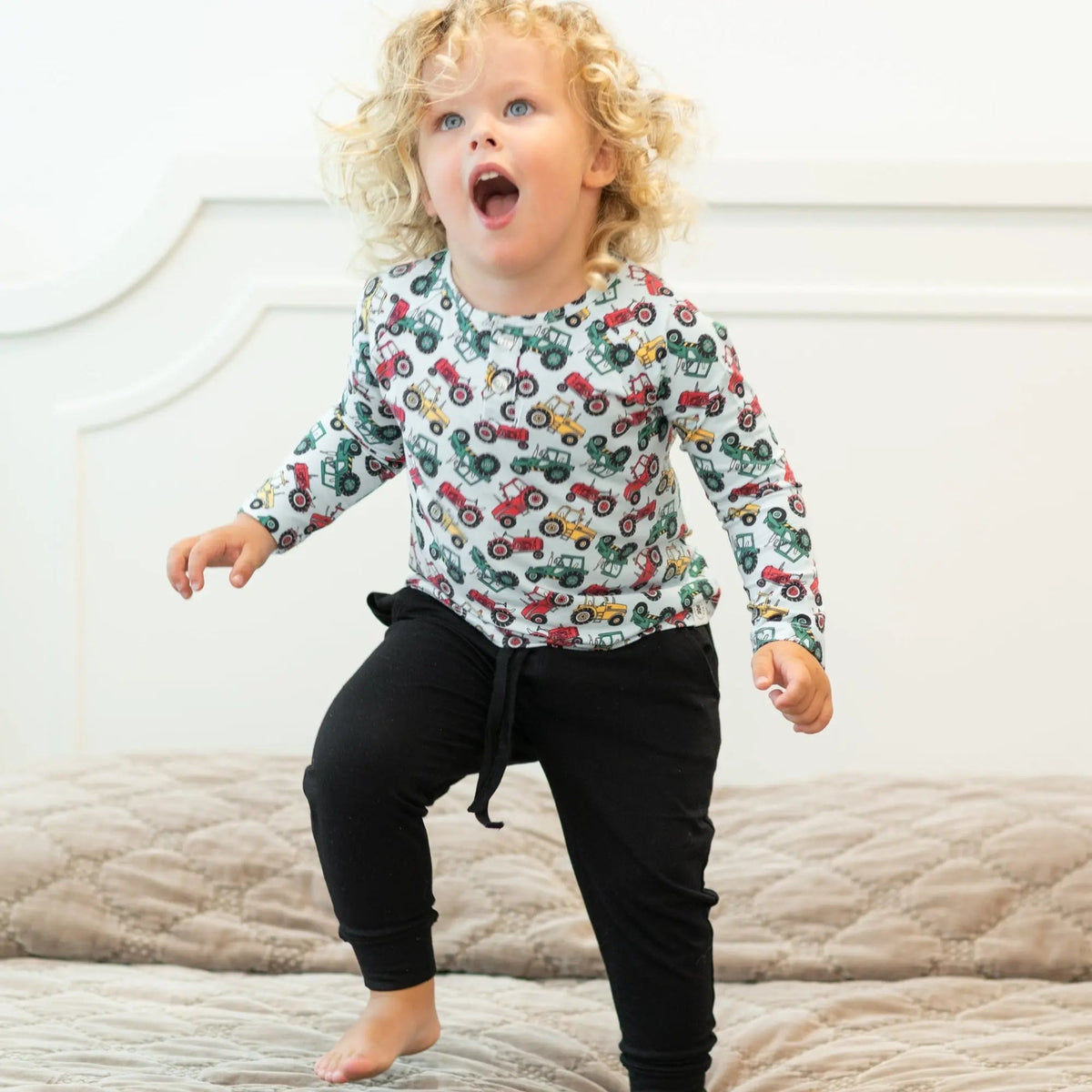 Sweet Bamboo Down On The Farm Raglan Henley - 