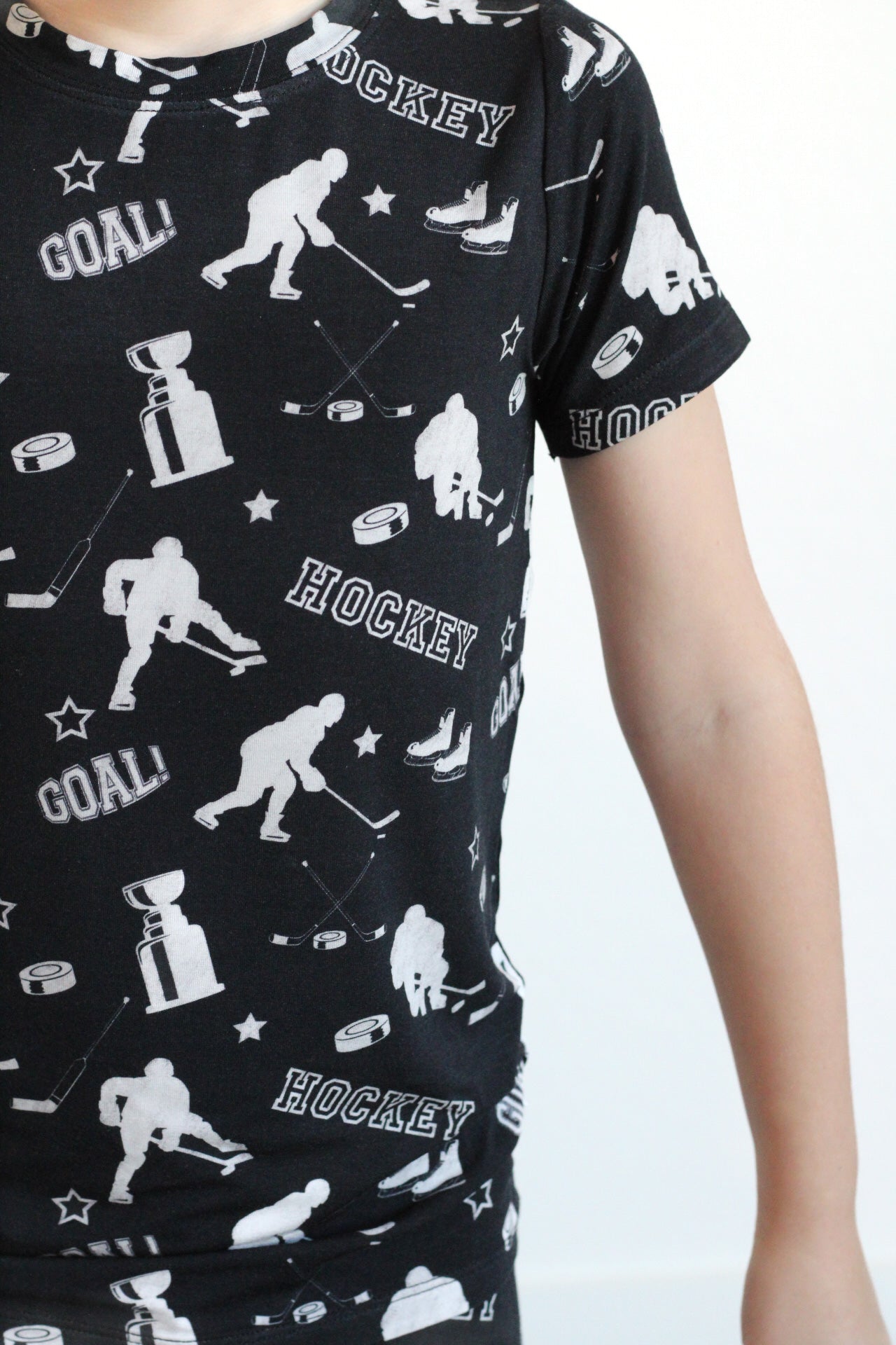 DREAM BIG LITTLE CO DREAM BIG GOALZZZ DREAM SHORT SETEveretts Place