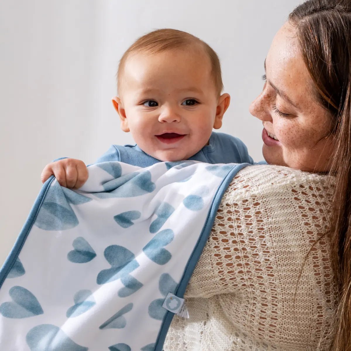 Dreamland Baby Dream Burp Cloth Ultra Absorbent LuxeWeave Fabric for Newborn Care - 