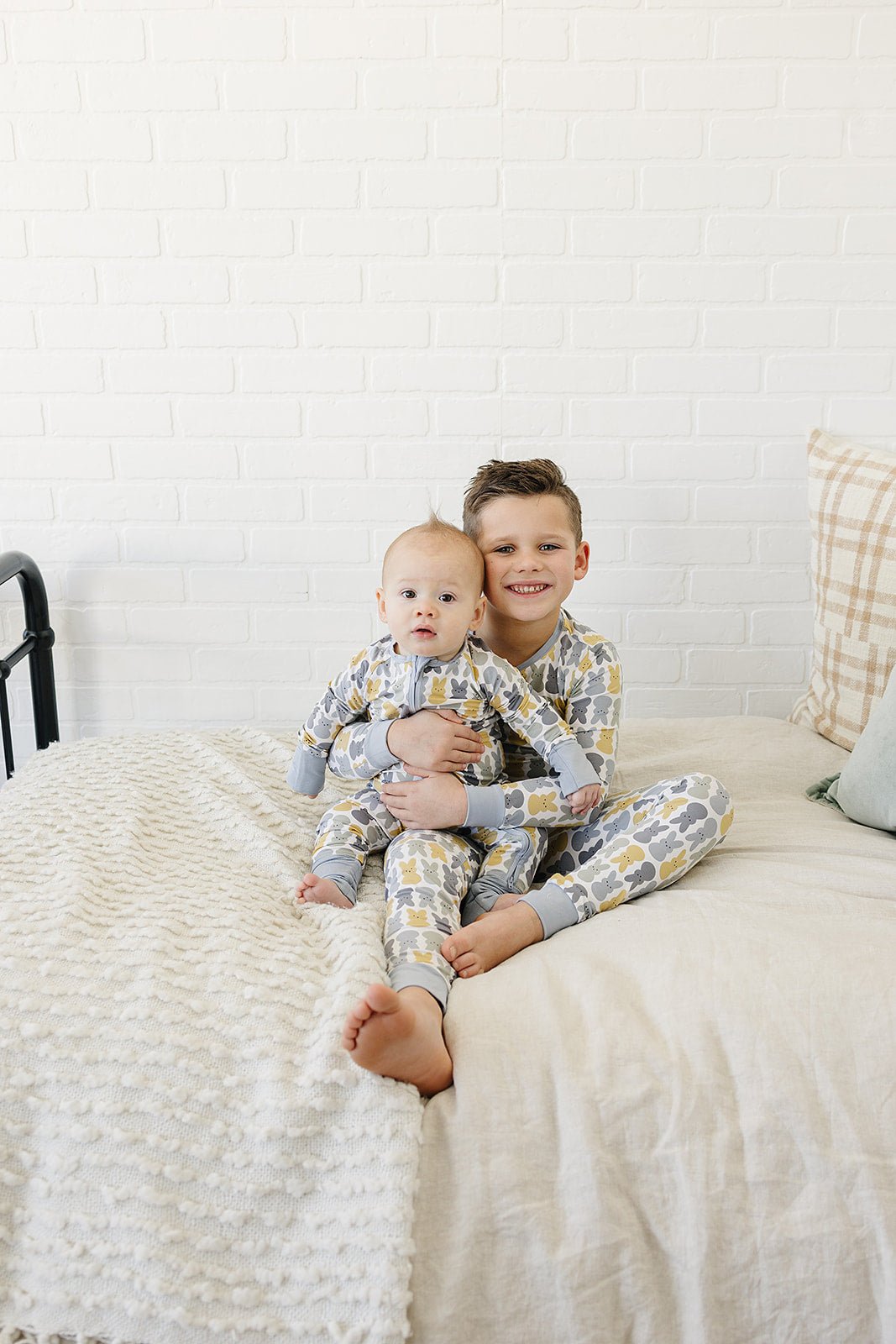 Mebie Baby Dusty Blue Peep Bamboo Cozy Sleep Set For Babies And Kids By Mebie Baby - 