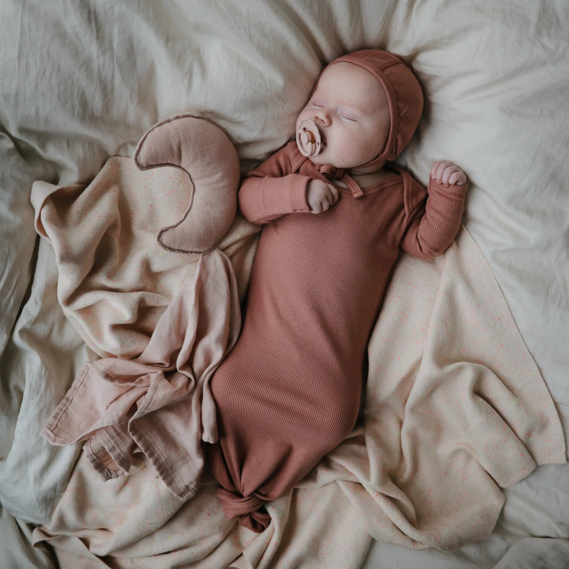 Moon Lovey Blanket Made from 100 Percent Organic Cotton for Babies and Toddlers Mushie