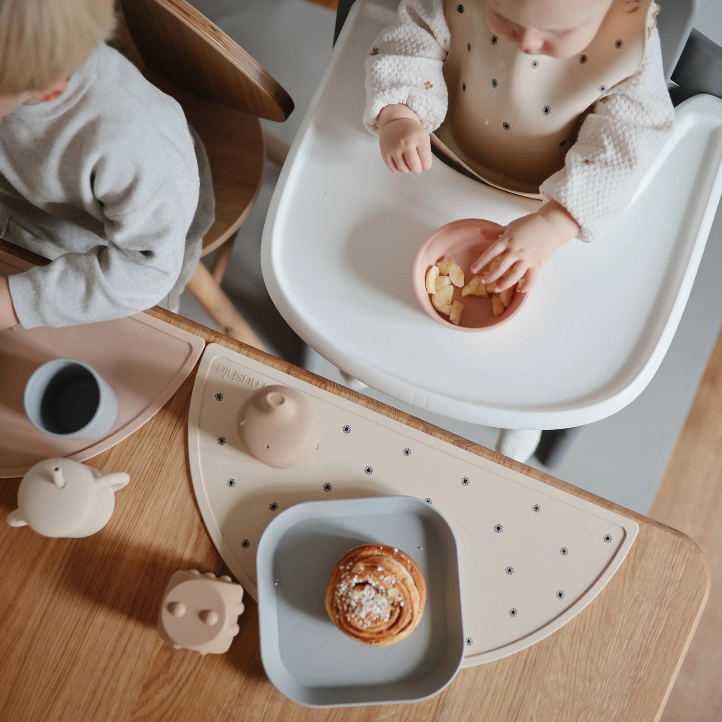Silicone Suction Bowl for Kids Food Grade Heat Resistant Safe Feeding Mushie