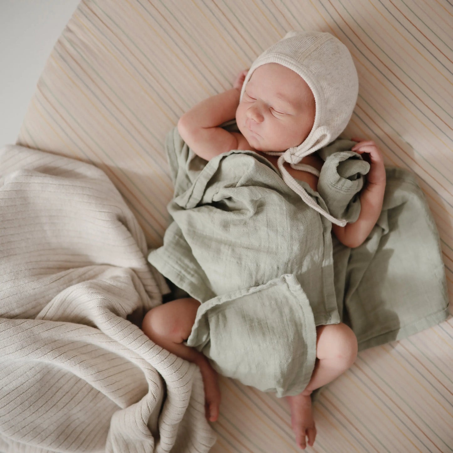 Extra Soft Muslin Crib Sheet for Baby 100% Cotton Breathable and Cozy Mushie