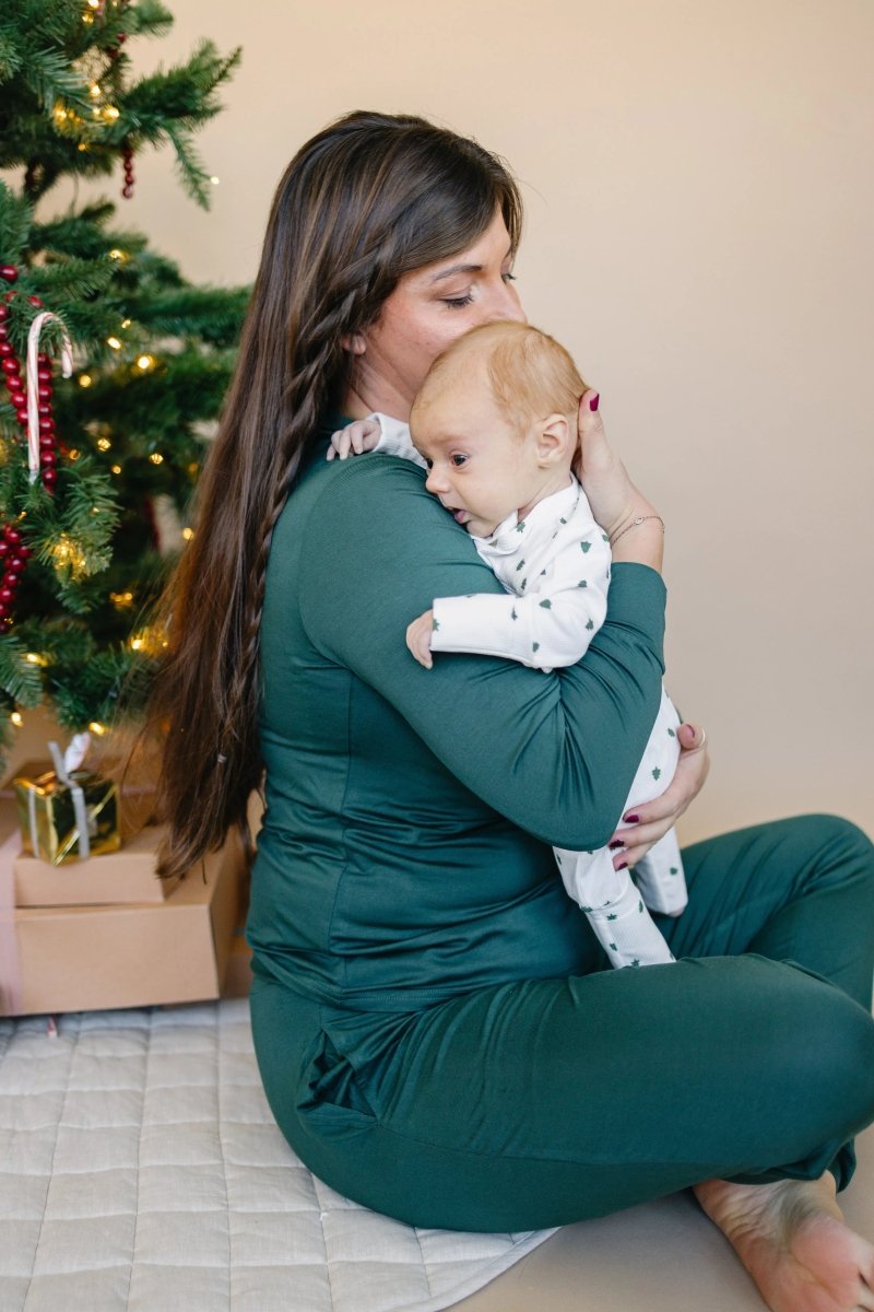 Little Joy Co. Emerald Green Bamboo Pajamas For Women Sleepwear Set - Everetts Place Boutique - 