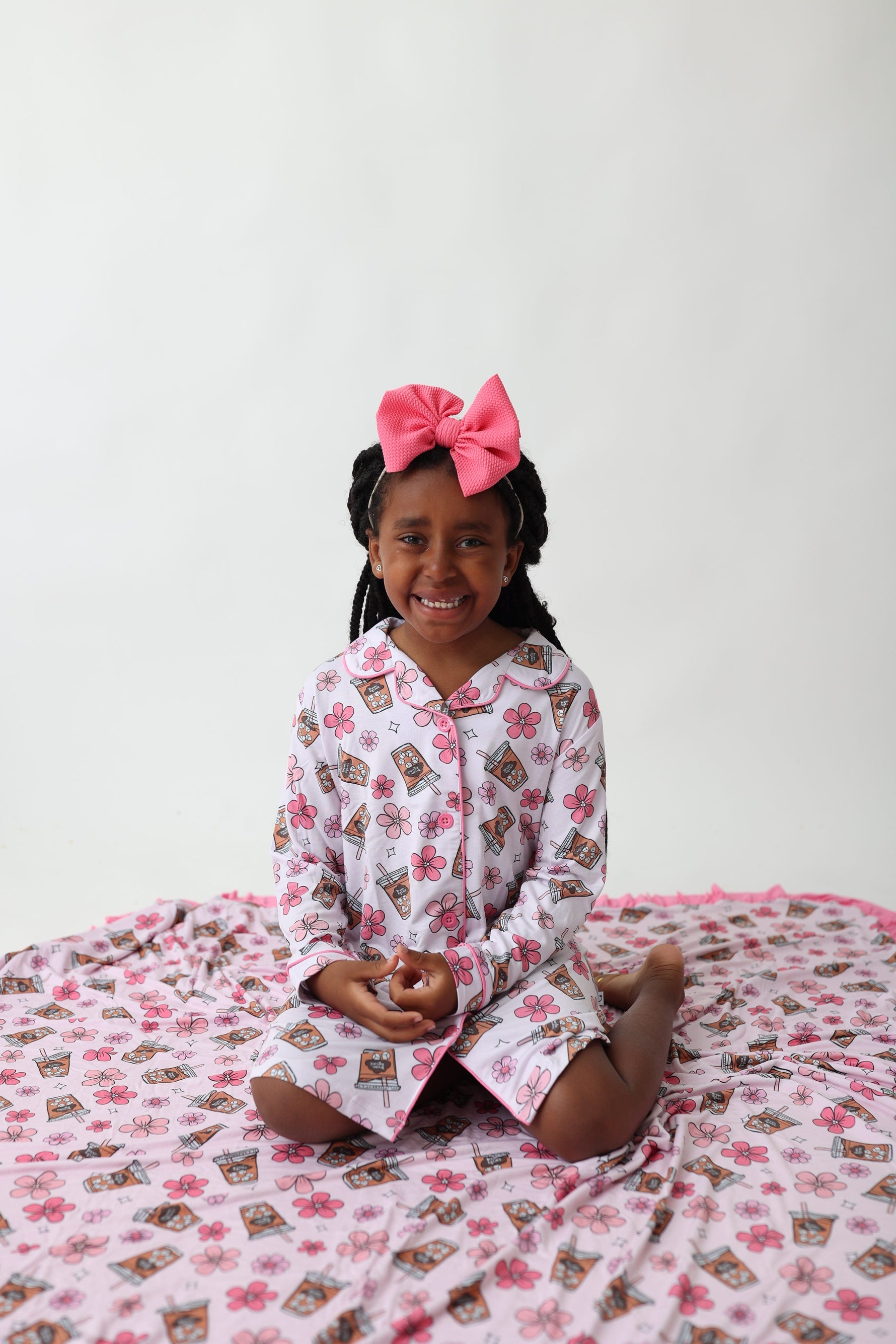 DREAM BIG LITTLE CO EXCLUSIVE A CUP OF DREAMS GIRL'S DREAM GOWNEveretts Place