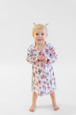 DREAM BIG LITTLE CO EXCLUSIVE A CUP OF DREAMS GIRL'S DREAM GOWNEveretts Place