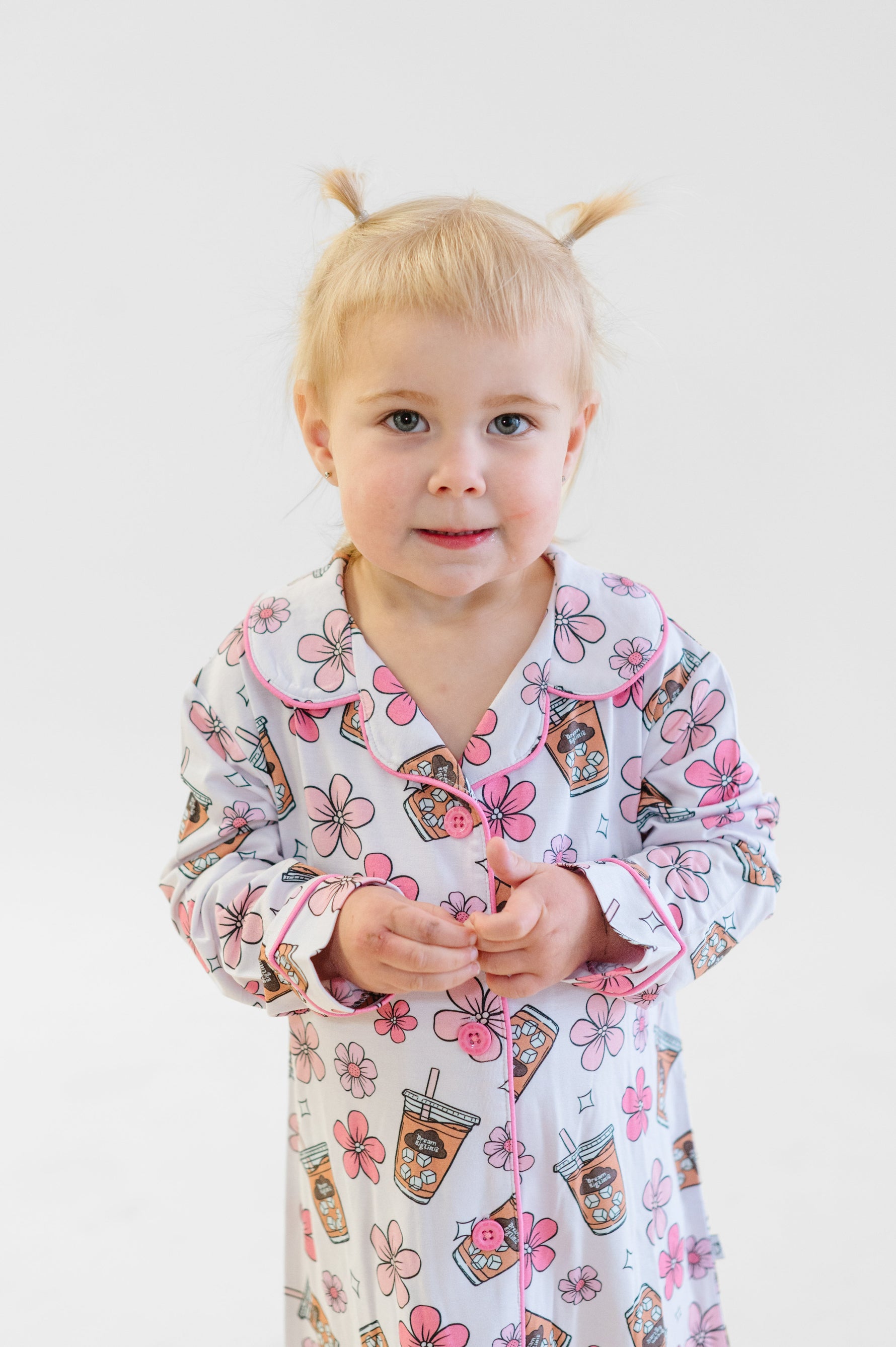 DREAM BIG LITTLE CO EXCLUSIVE A CUP OF DREAMS GIRL'S DREAM GOWNEveretts Place