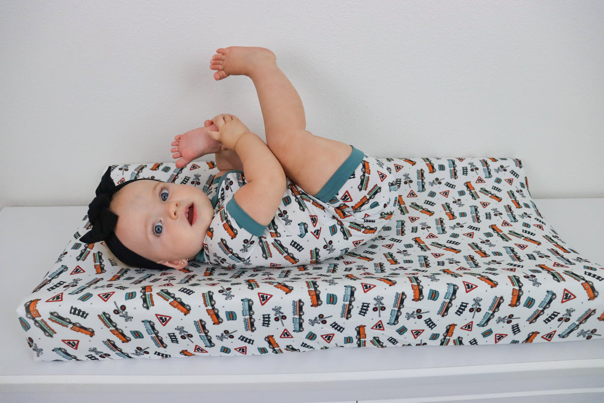 DREAM BIG LITTLE CO EXCLUSIVE ALL ABOARD DREAM CHANGING PAD COVEREveretts Place