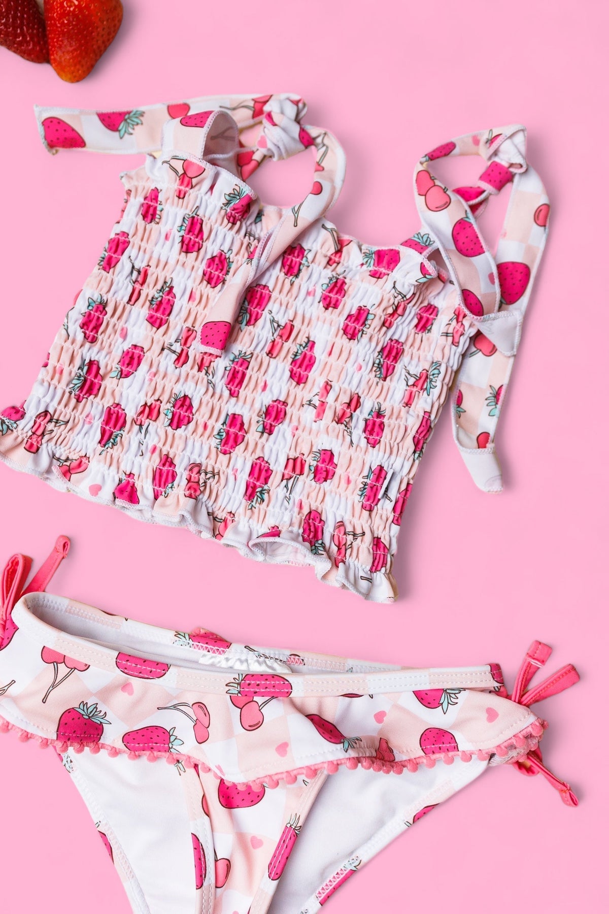 DREAM BIG LITTLE CO EXCLUSIVE BERRY BROOKLYN DREAM SMOCKED TANKINI TWO PIECE SWIM SUITEveretts Place