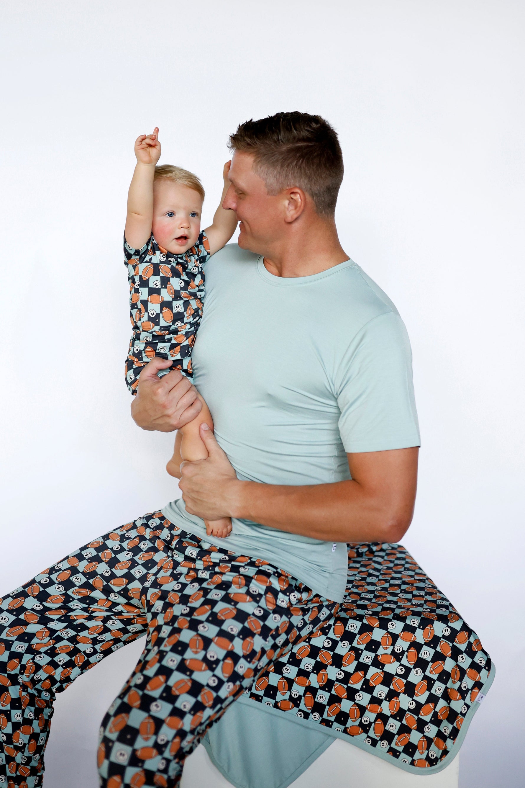 DREAM BIG LITTLE CO EXCLUSIVE LUKE'S FANTASY FOOTBALL SHORT SLEEVE MEN'S DREAM JOGGER SETEveretts Place