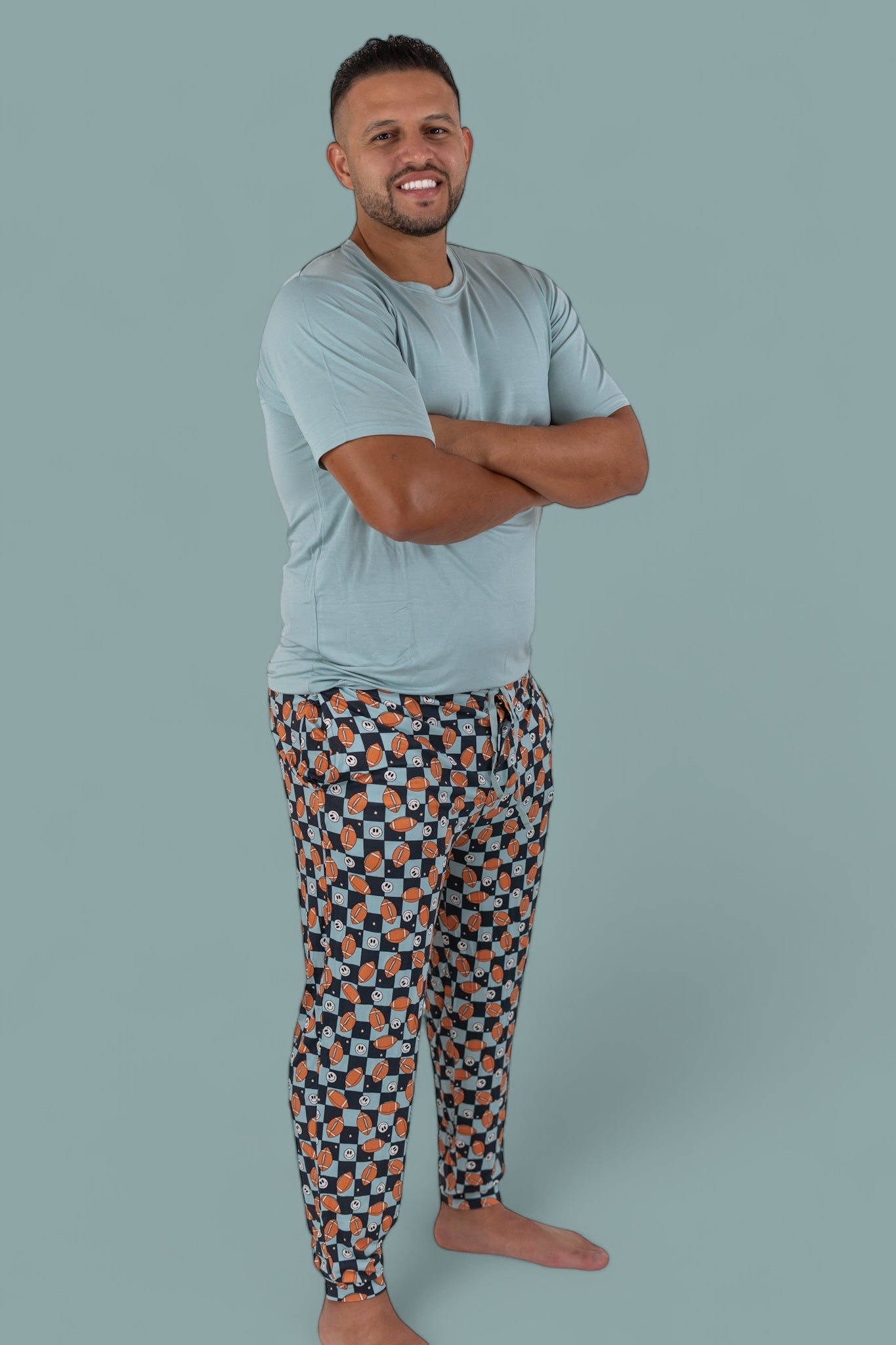 DREAM BIG LITTLE CO EXCLUSIVE LUKE'S FANTASY FOOTBALL SHORT SLEEVE MEN'S DREAM JOGGER SETEveretts Place