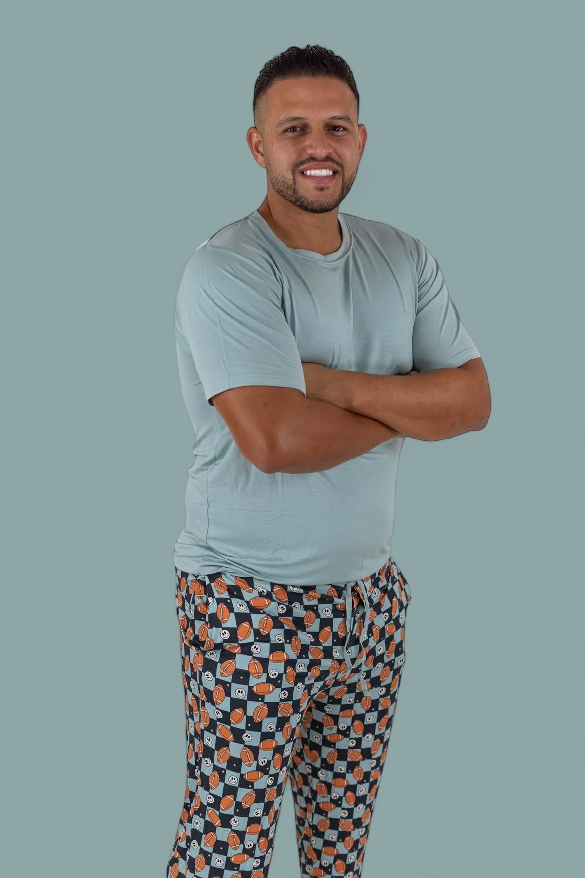 DREAM BIG LITTLE CO EXCLUSIVE LUKE'S FANTASY FOOTBALL SHORT SLEEVE MEN'S DREAM JOGGER SETEveretts Place