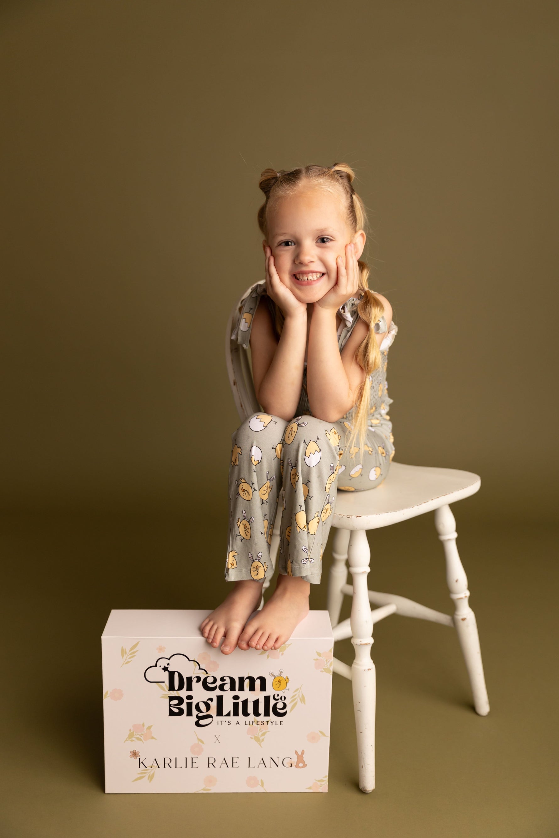 DREAM BIG LITTLE CO EXCLUSIVE PEEPIN' IT REAL DREAM SMOCKED FLARE SETEveretts Place